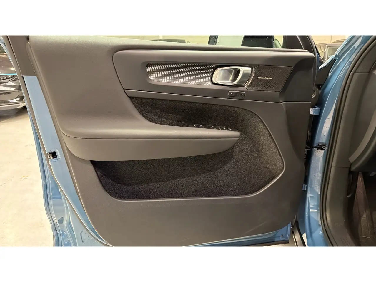 Volvo XC40 B3 Ultra Aut. — Galerie du véhicule 26
