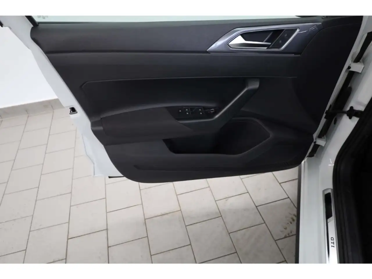 Volkswagen Polo GTI 2.0 TSI DSG Matrix/App-Connect/Kamera — معرض صور السيارة 14