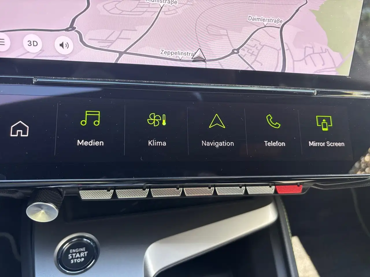 Peugeot 308 SW 1.2 PureTech 130 GT ACC KeyLess LED Navi — معرض صور السيارة 19