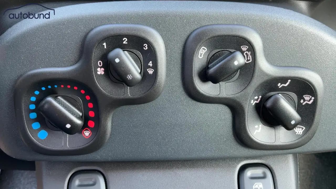 Fiat Panda 1,0 Hybrid (MHEV) Pandina Base NBA PDC SHA — معرض صور السيارة 16