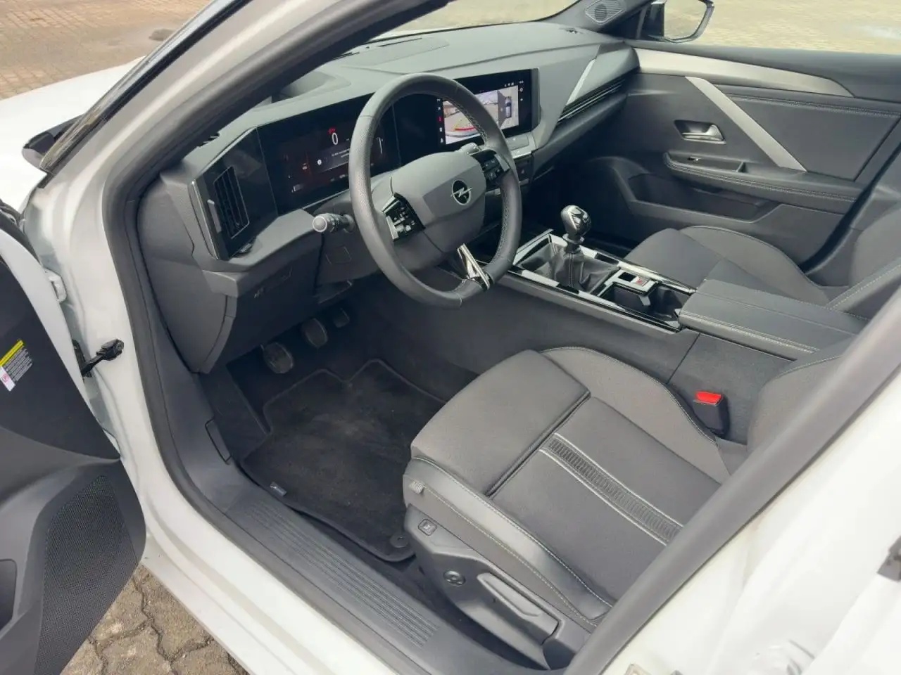 Opel Astra L GS 1.2 Turbo — معرض صور السيارة 8