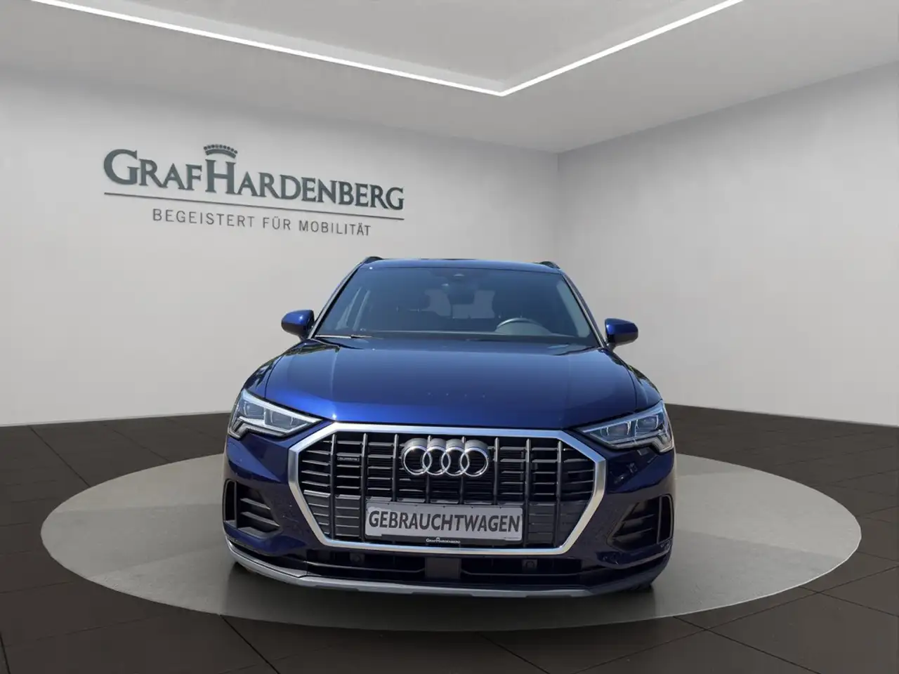 Audi Q3 40 TFSI quattro S tronic Matrix-Business-MMI — معرض صور السيارة 9