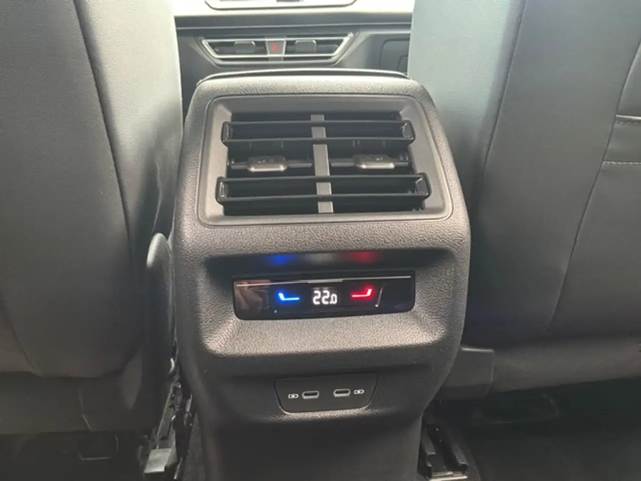 Volkswagen Tiguan 1.5 TSI eHybrid 200 kW Elegance — Vehicle gallery 19