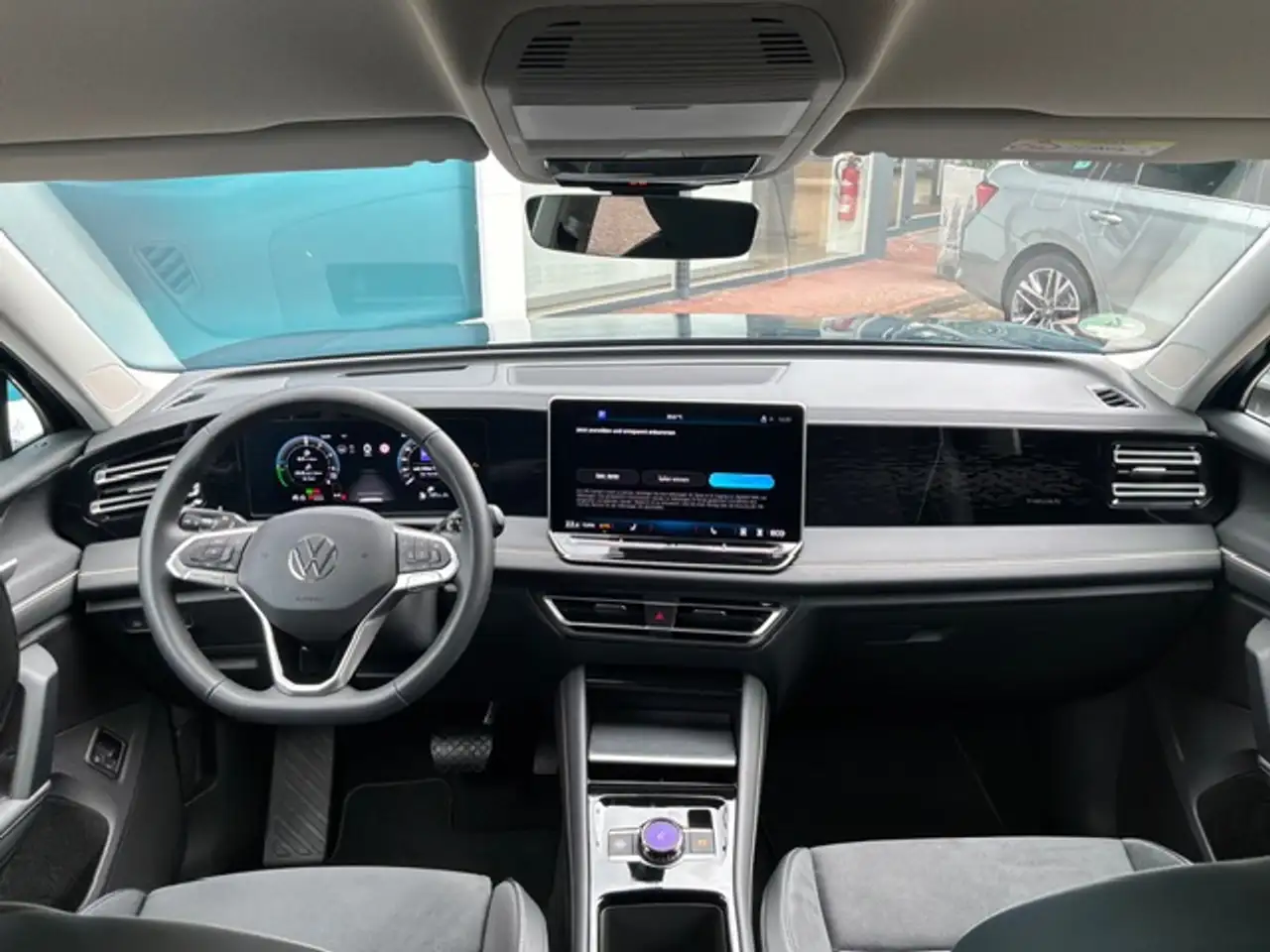 Volkswagen Tiguan 1.5 TSI eHybrid 200 kW Elegance — Vehicle gallery 7