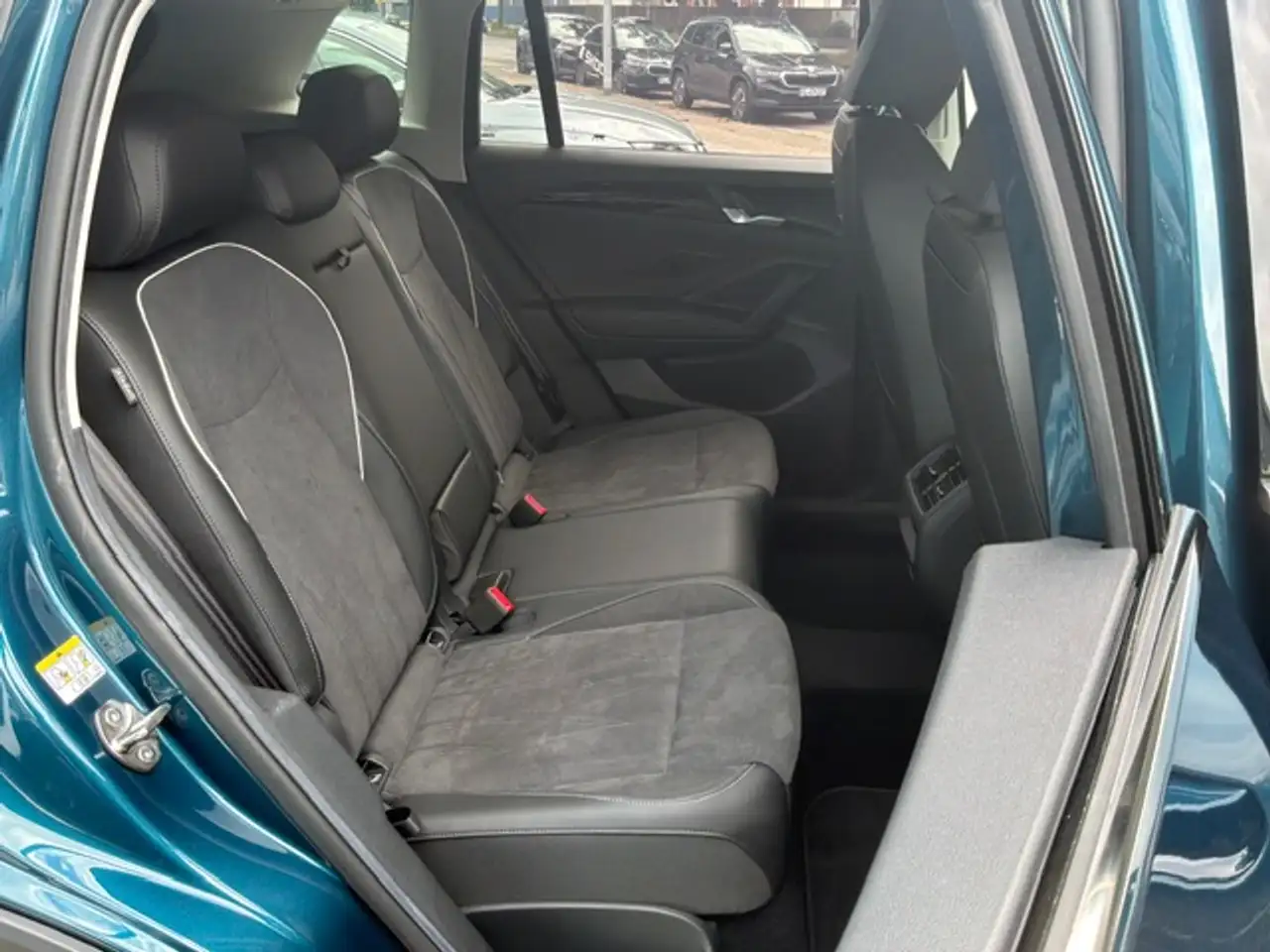 Volkswagen Tiguan 1.5 TSI eHybrid 200 kW Elegance — Vehicle gallery 10