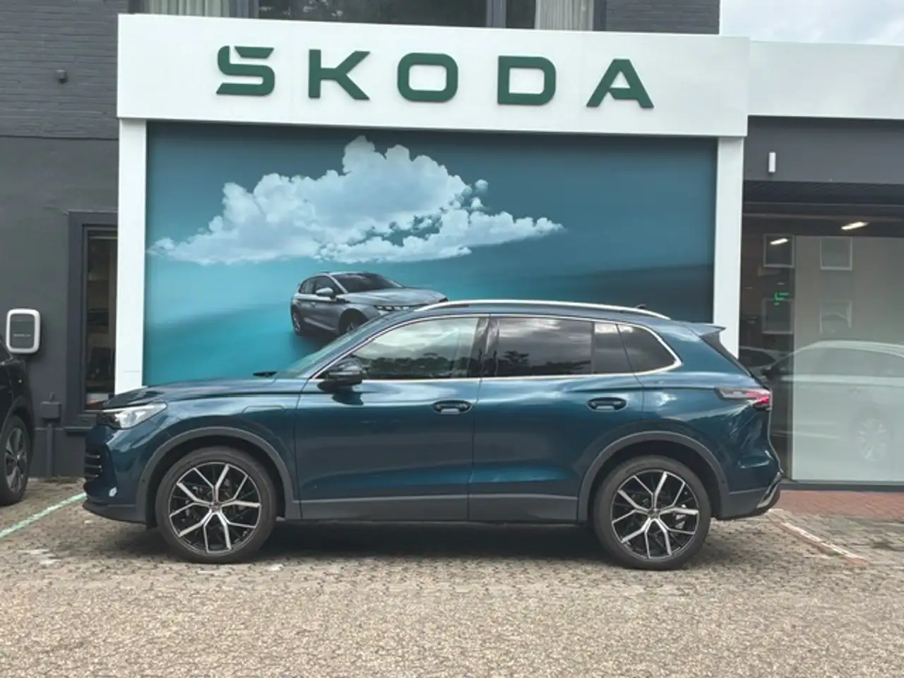 Volkswagen Tiguan 1.5 TSI eHybrid 200 kW Elegance — Vehicle gallery 5