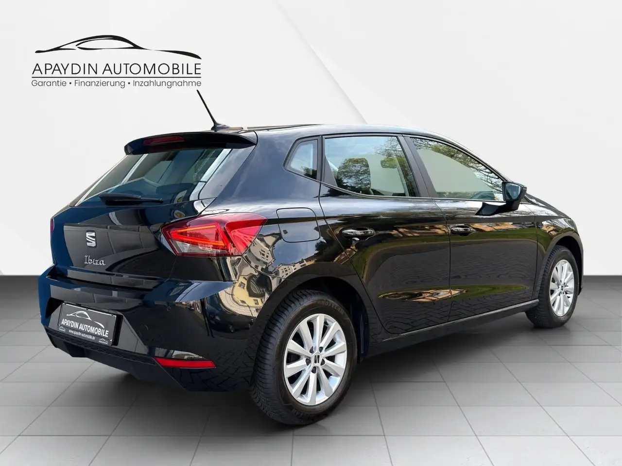 SEAT Ibiza 1.0 Style Lim. LED/R-KAM/PDC/ALU/SHZ/KLIMA — Vehicle gallery 5