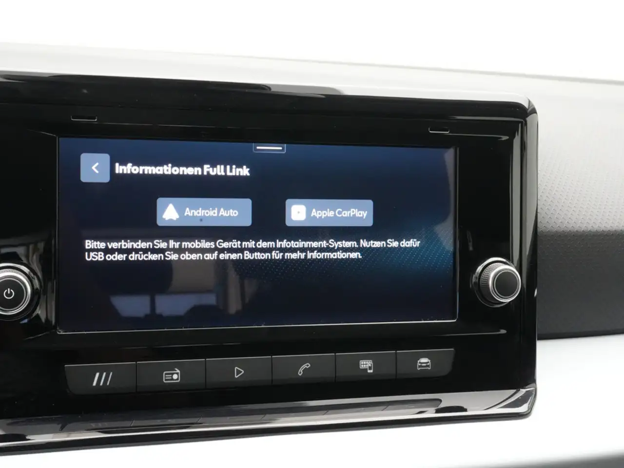 SEAT Ibiza Style Edition DSG PDC CARPLAY PORT NAVI — Vehicle gallery 8