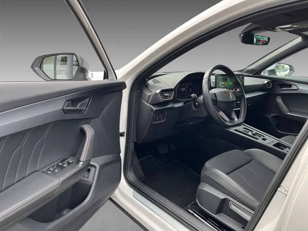 CUPRA Formentor 1.5 TSI DSG — معرض صور السيارة 8