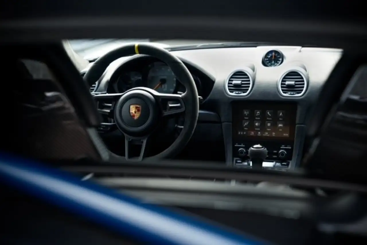 Porsche Cayman GT4 RS only 149k ex VAT PCCB Weissach — Galería del vehículo 11