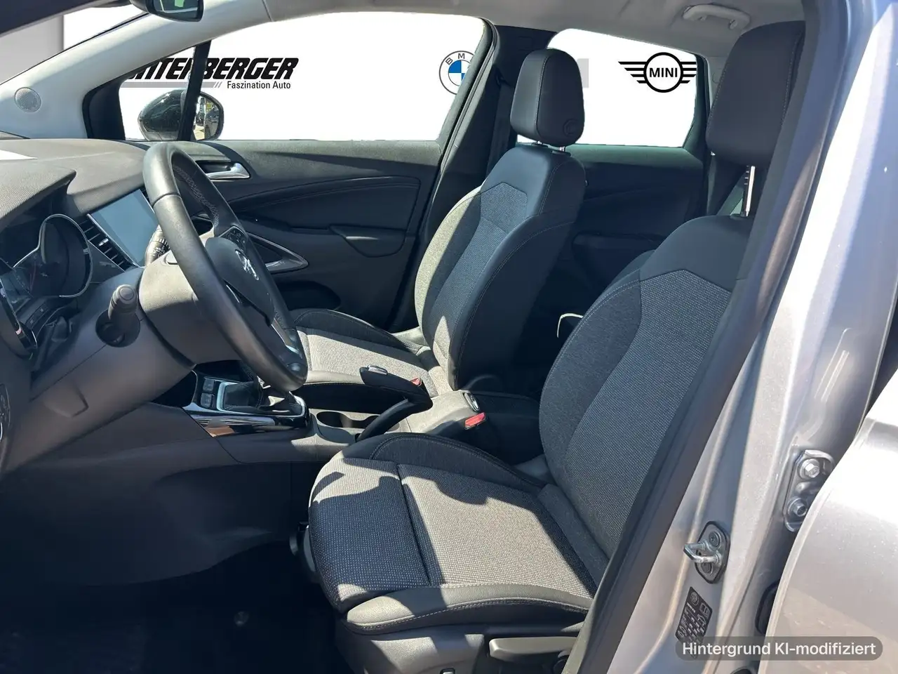 Opel Crossland Elegance 1.2 T-Direct Injection 110PS MT Elegance — Vehicle gallery 10