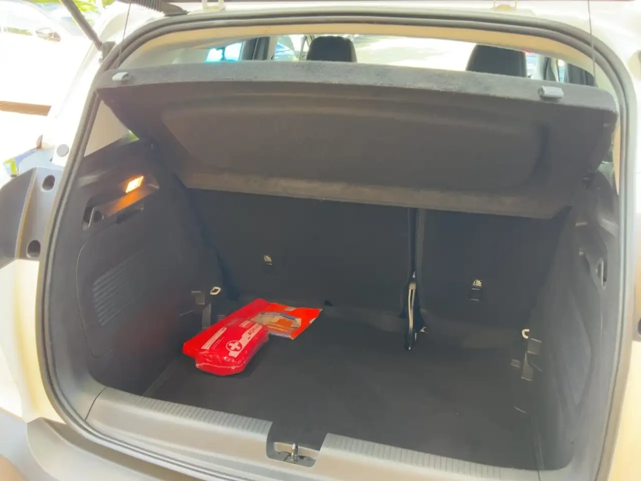 Opel Crossland 1.2 Turbo Enjoy LED+SHZ+Fernlichtass. — Vehicle gallery 8
