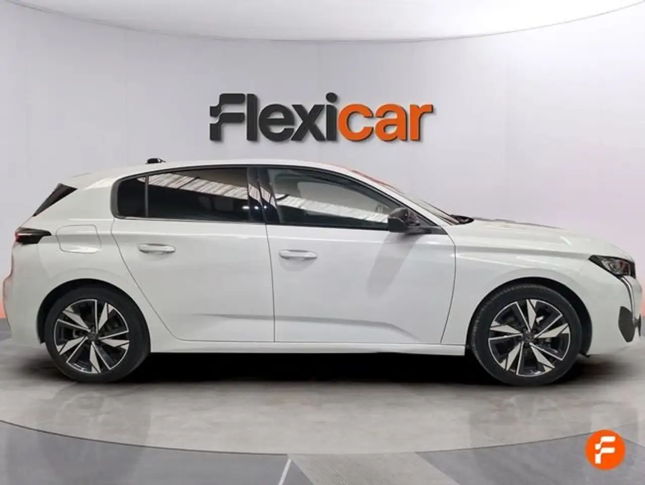 Peugeot 308 1.2 PureTech S&S Allure 130 — Vehicle gallery 3