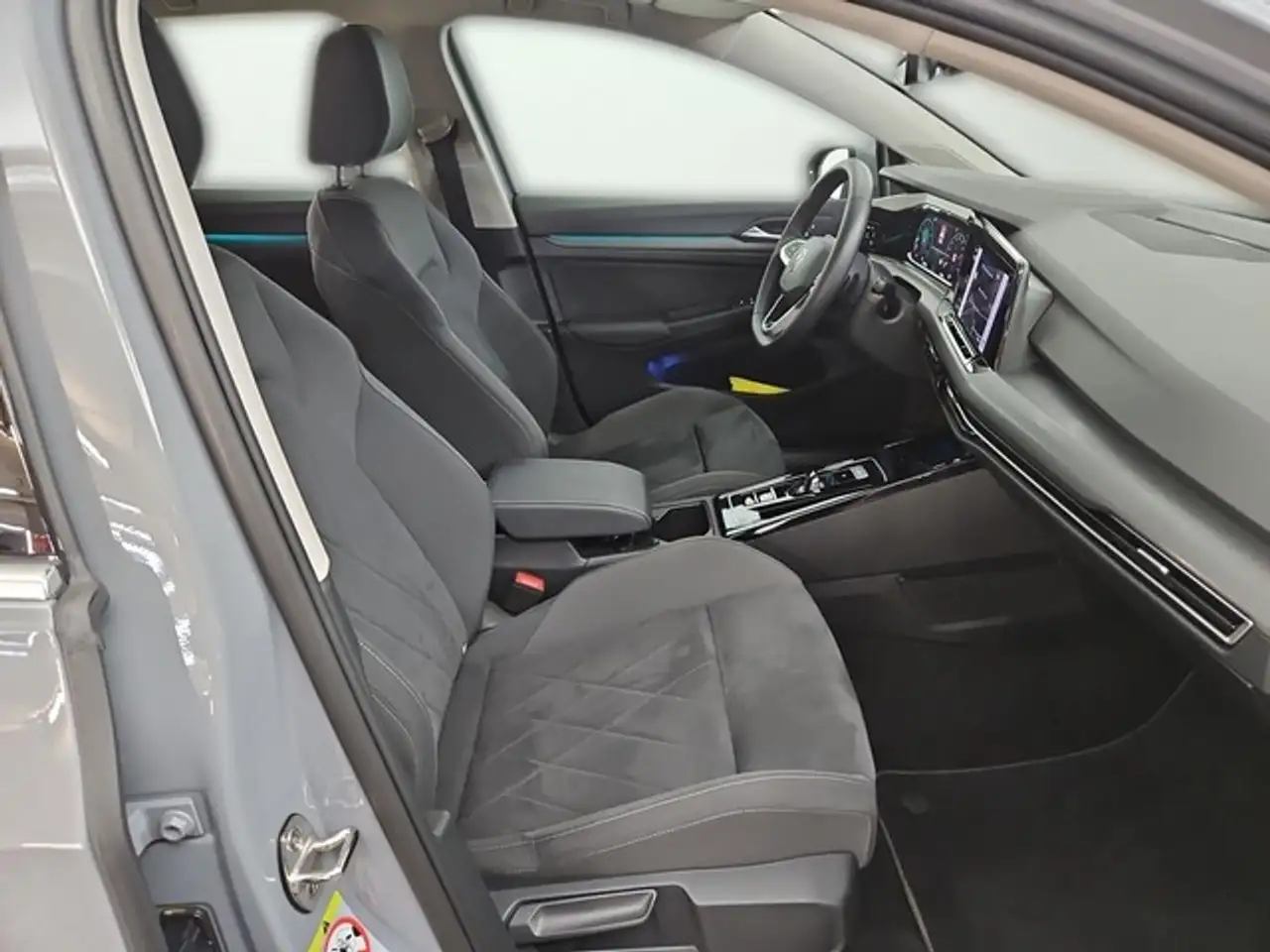 Volkswagen Golf Style BUSINESS NAVI SITZH — Galerie du véhicule 22