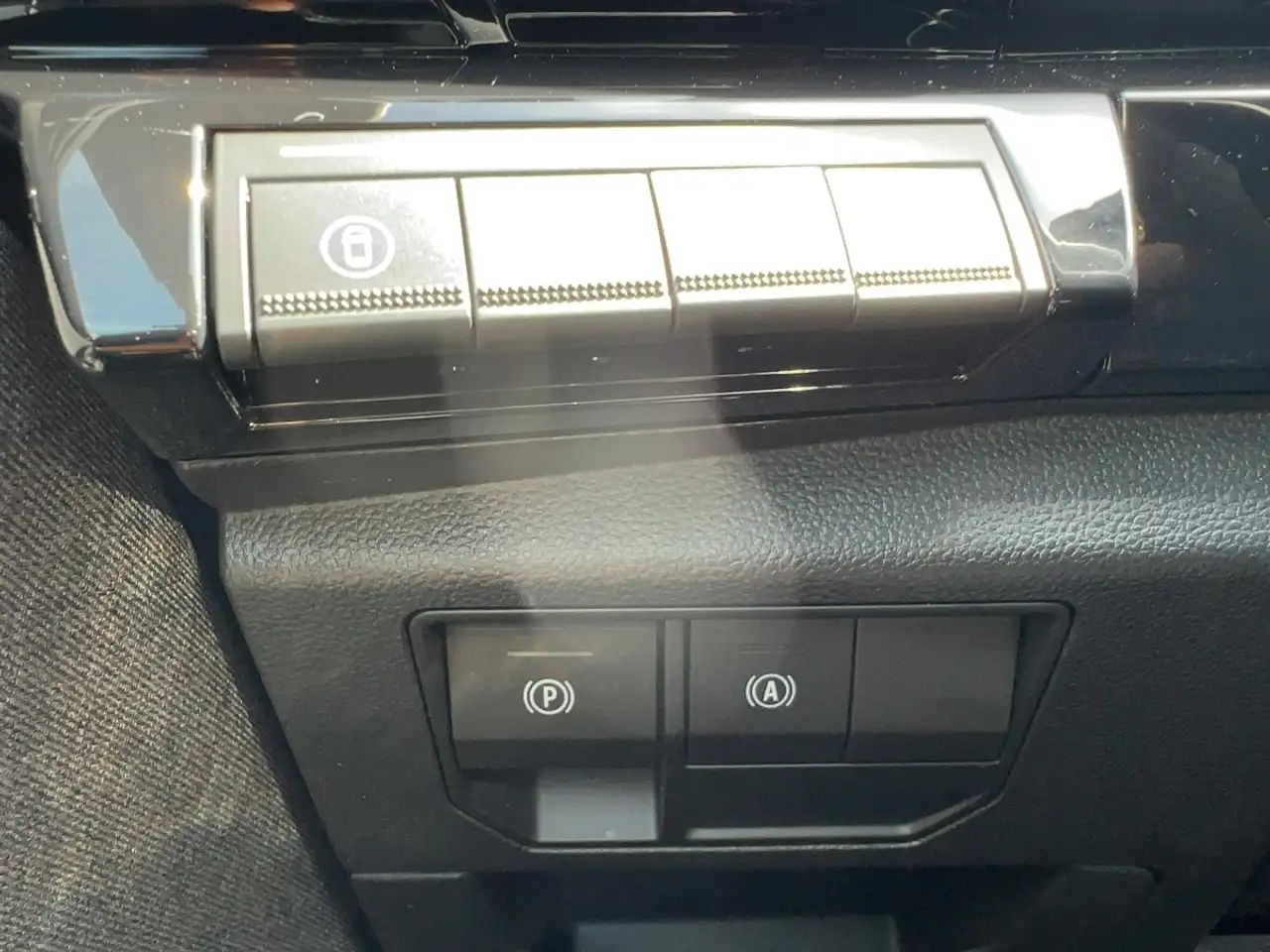 Renault Austral EVOLUTION TCe 160 AUTOMATIK RÜCKFAHRKAMERA — معرض صور السيارة 18