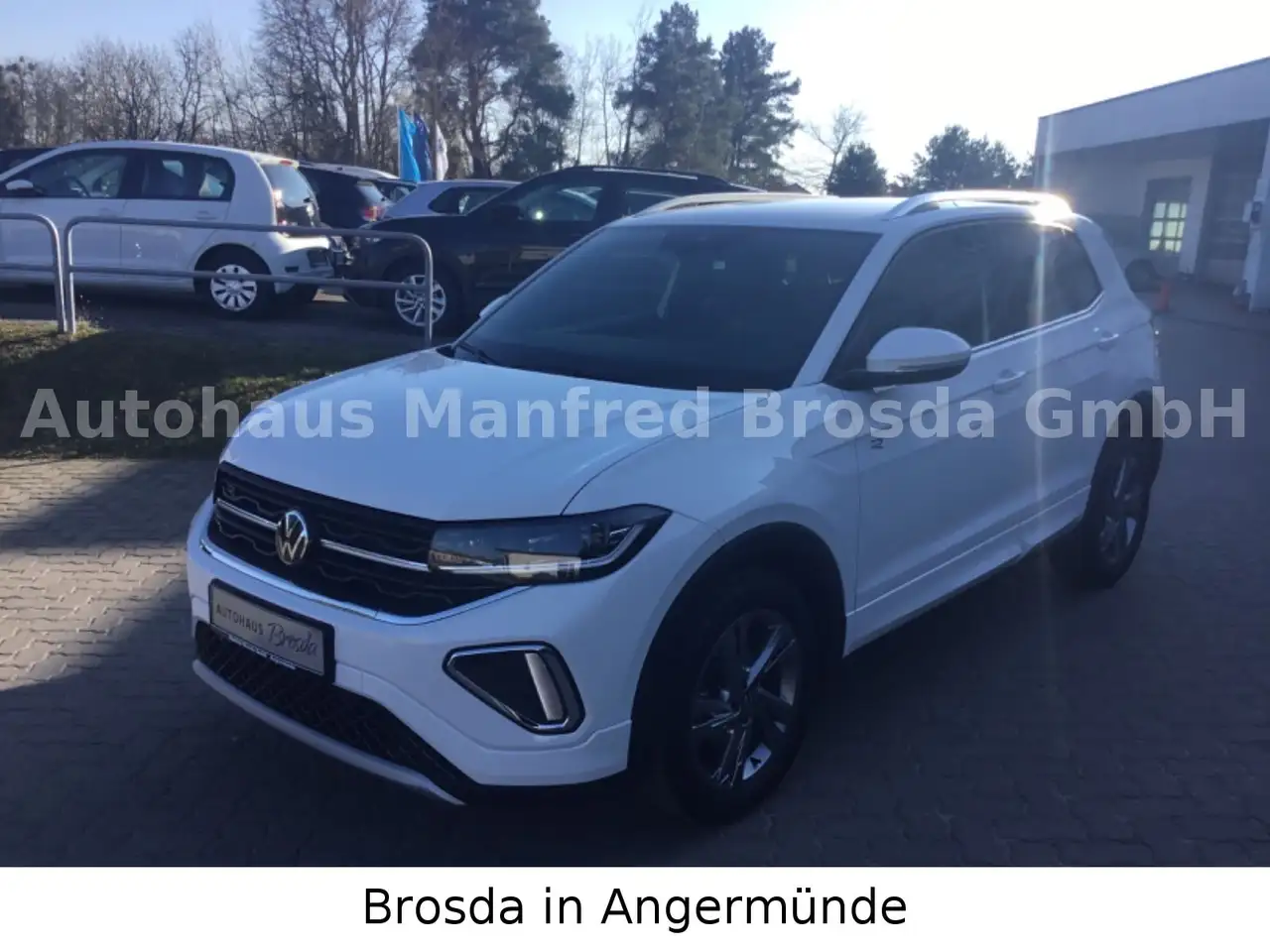 Volkswagen T-Cross 1.5 R-Line MATRIX KAM AHZ GJR 29% RABATT — معرض صور السيارة 3