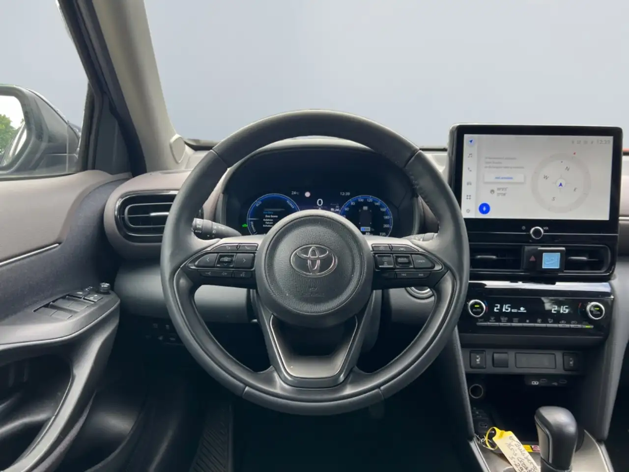Toyota Yaris Cross Hybrid 1.5 Style Plus *Matrix*360*SHZ* — Vehicle gallery 12