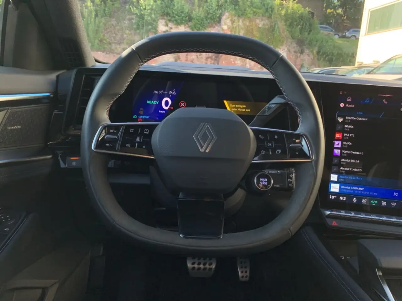 Renault Espace VI ESPRIT ALPINE E-TECH HYBRID Esprit Alpine LED+P — Galería del vehículo 15