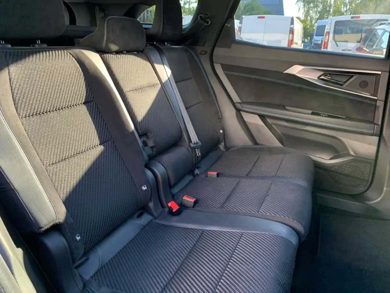 Renault Espace VI ESPRIT ALPINE E-TECH HYBRID Esprit Alpine LED+P — Galería del vehículo 26
