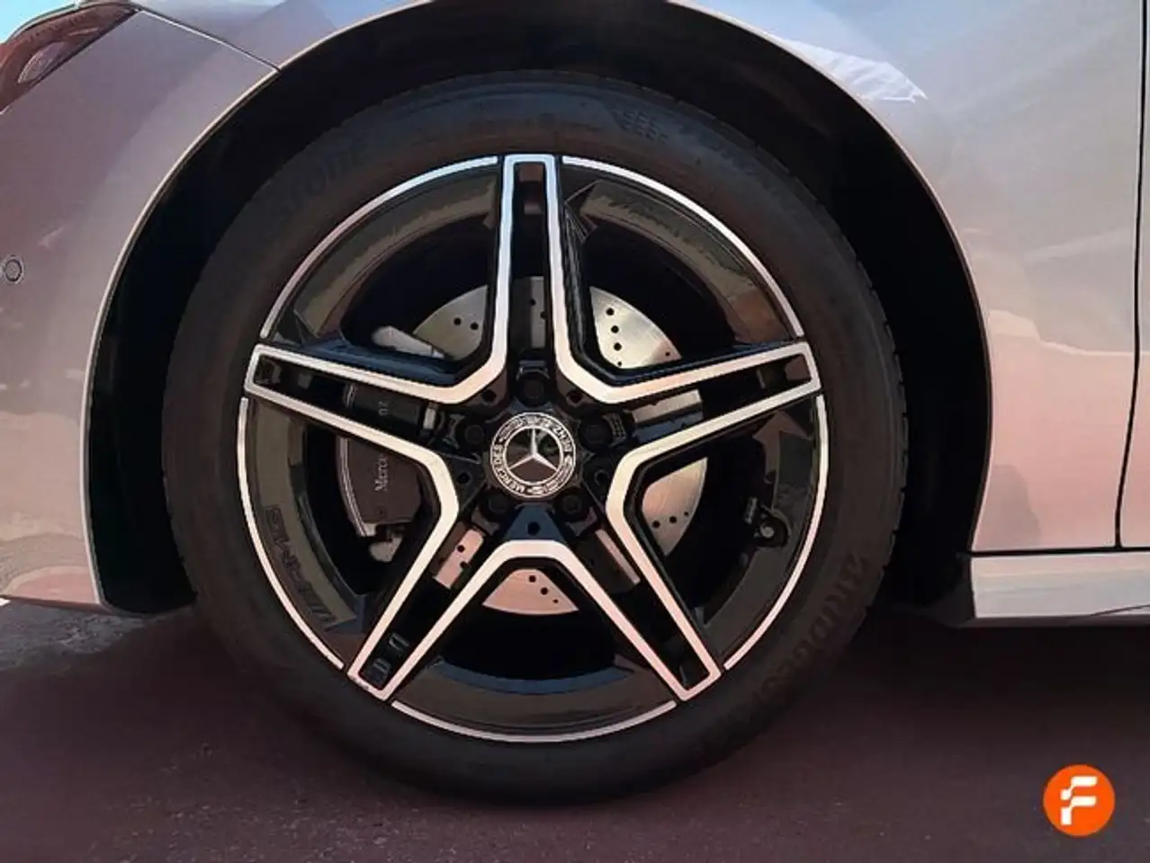 Mercedes-Benz CLA 200 Shooting Brake — Galerie du véhicule 19
