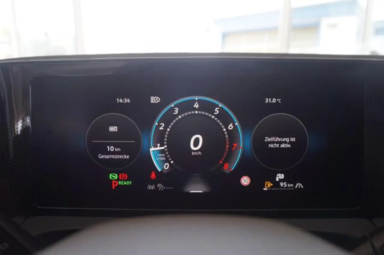 Volkswagen Tiguan TIGUAN LIFE 1,5 TSI DSG AHK KAMERA 18" SHZ LED PDC — Galerie du véhicule 9