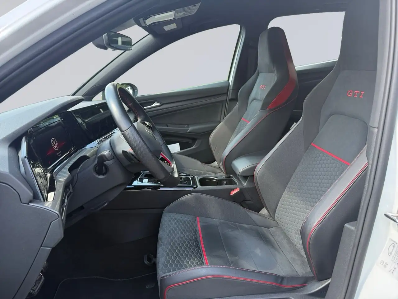 Volkswagen Golf VIII Lim. GTI Clubsport — Vehicle gallery 11