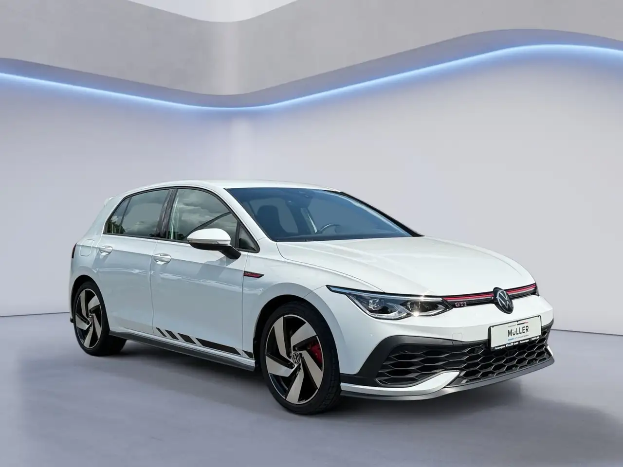 Volkswagen Golf VIII Lim. GTI Clubsport — Vehicle gallery 8