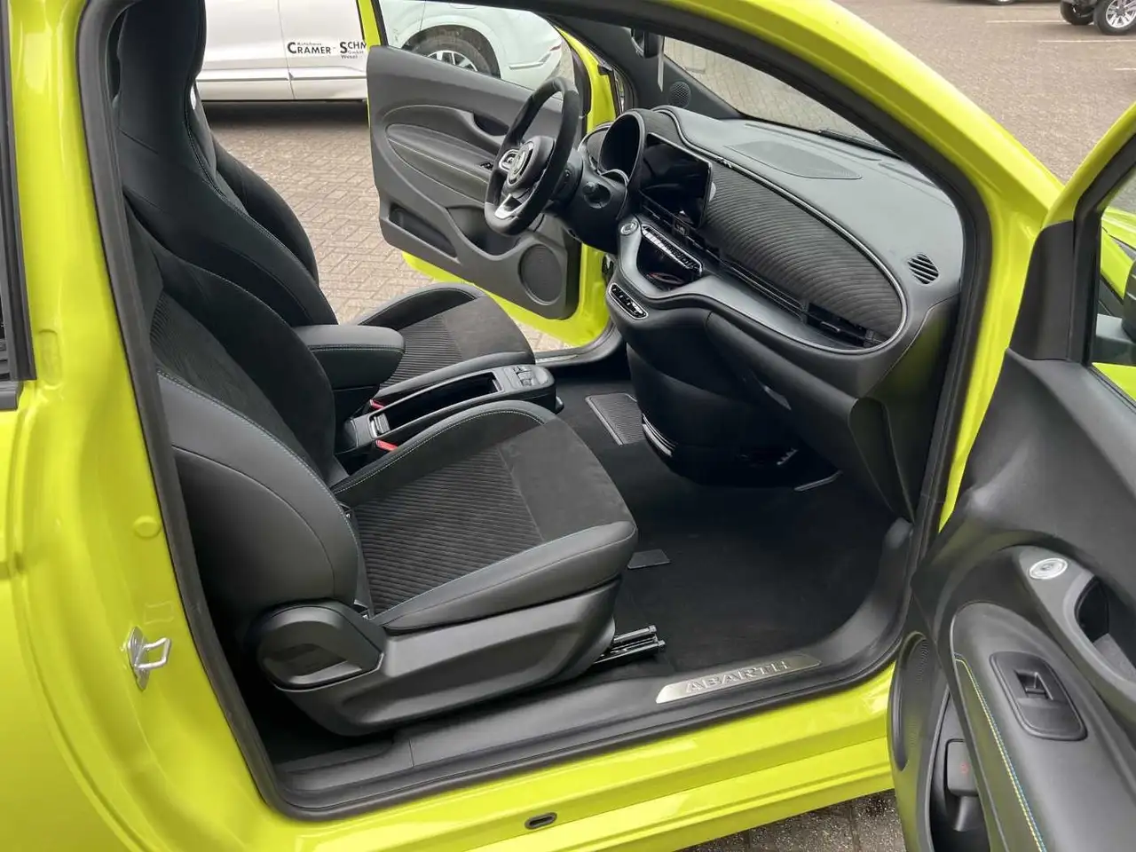 Abarth 500e Turismo — Galería del vehículo 11