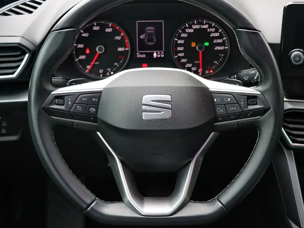 SEAT Leon Style Edition 1.0 eTSI DSG RADIO APP/LED/RÜCKFK — Galería del vehículo 7