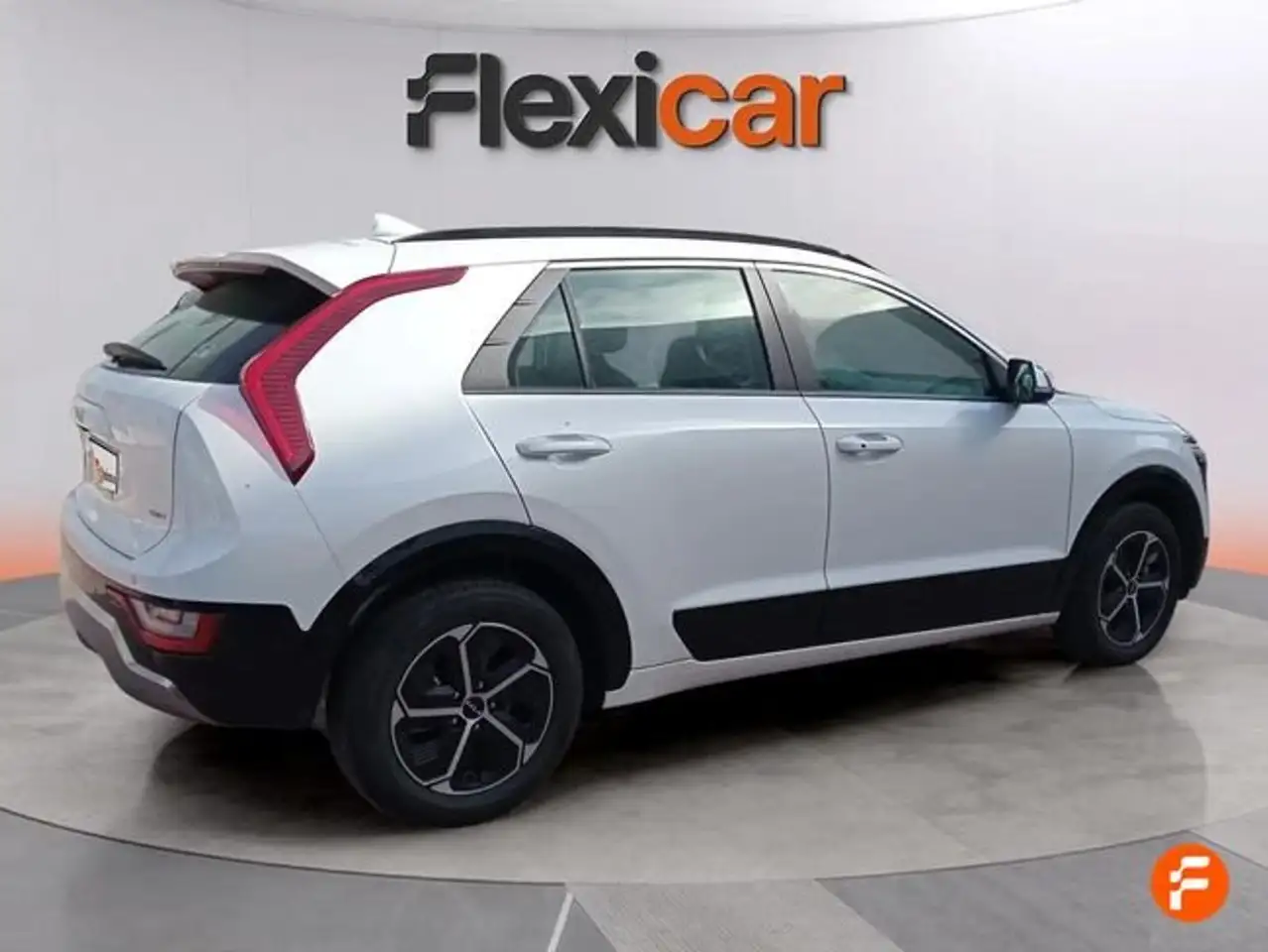 Kia Niro 1.6 PHEV Concept 171 — معرض صور السيارة 12