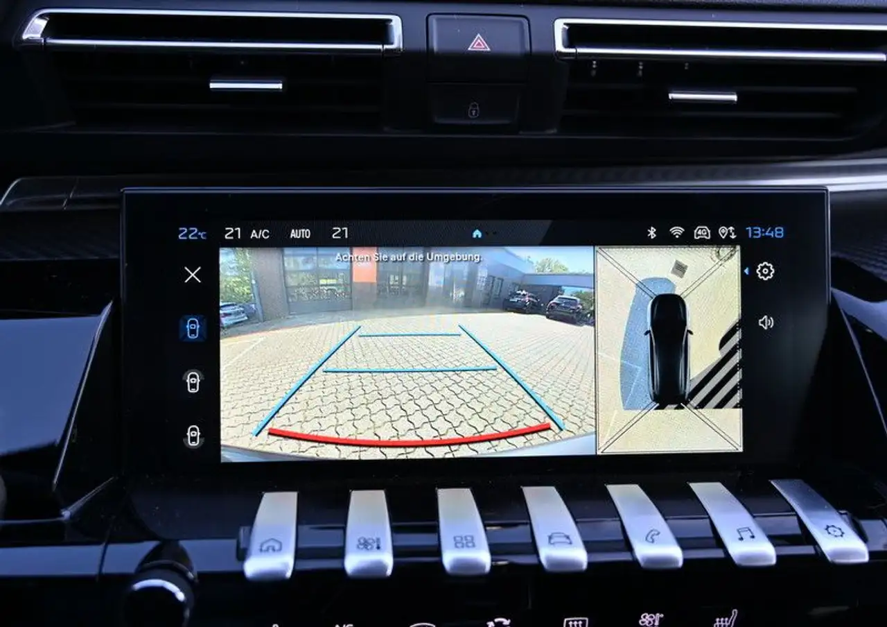 Peugeot 508 SW Hybrid 225 Allure — Galería del vehículo 18