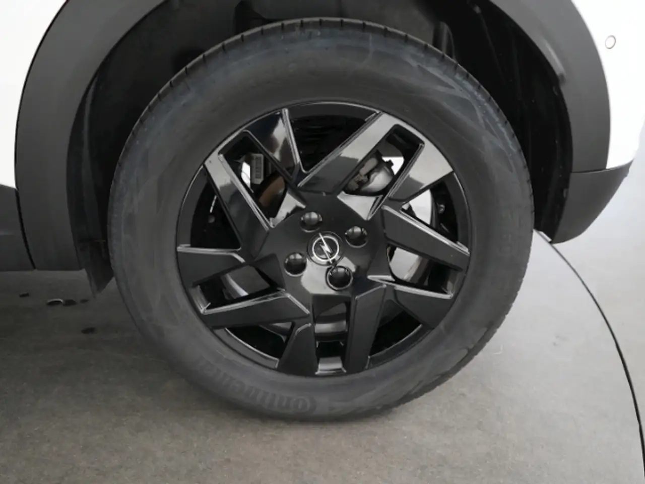 Opel Mokka B GS HYBRID eDCT+LED+NAVI+RÜCKFAHRKAMERA+SITZ-/LEN — معرض صور السيارة 10