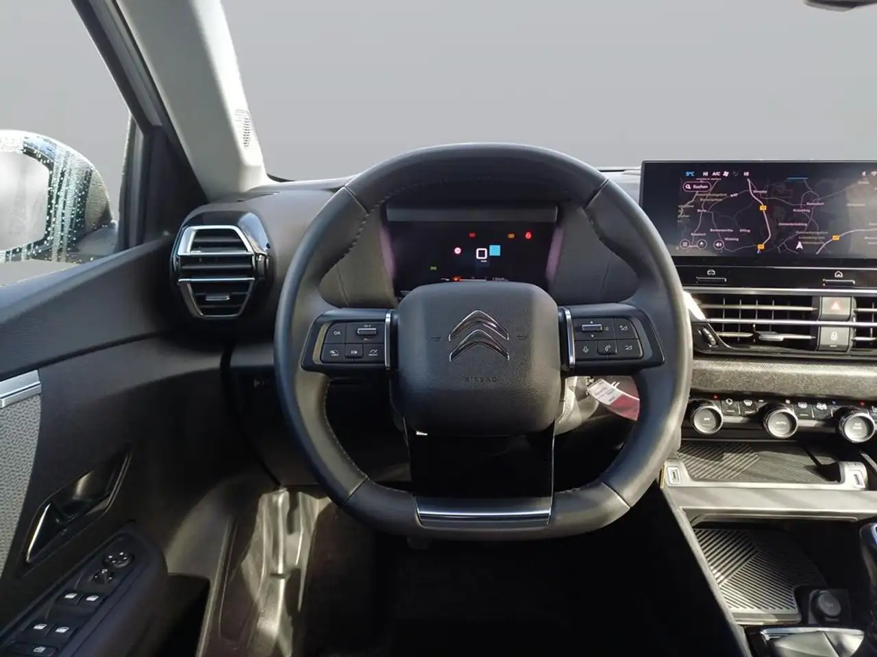 Citroen C4 PureTech 130 S&S Feel Pack — معرض صور السيارة 12