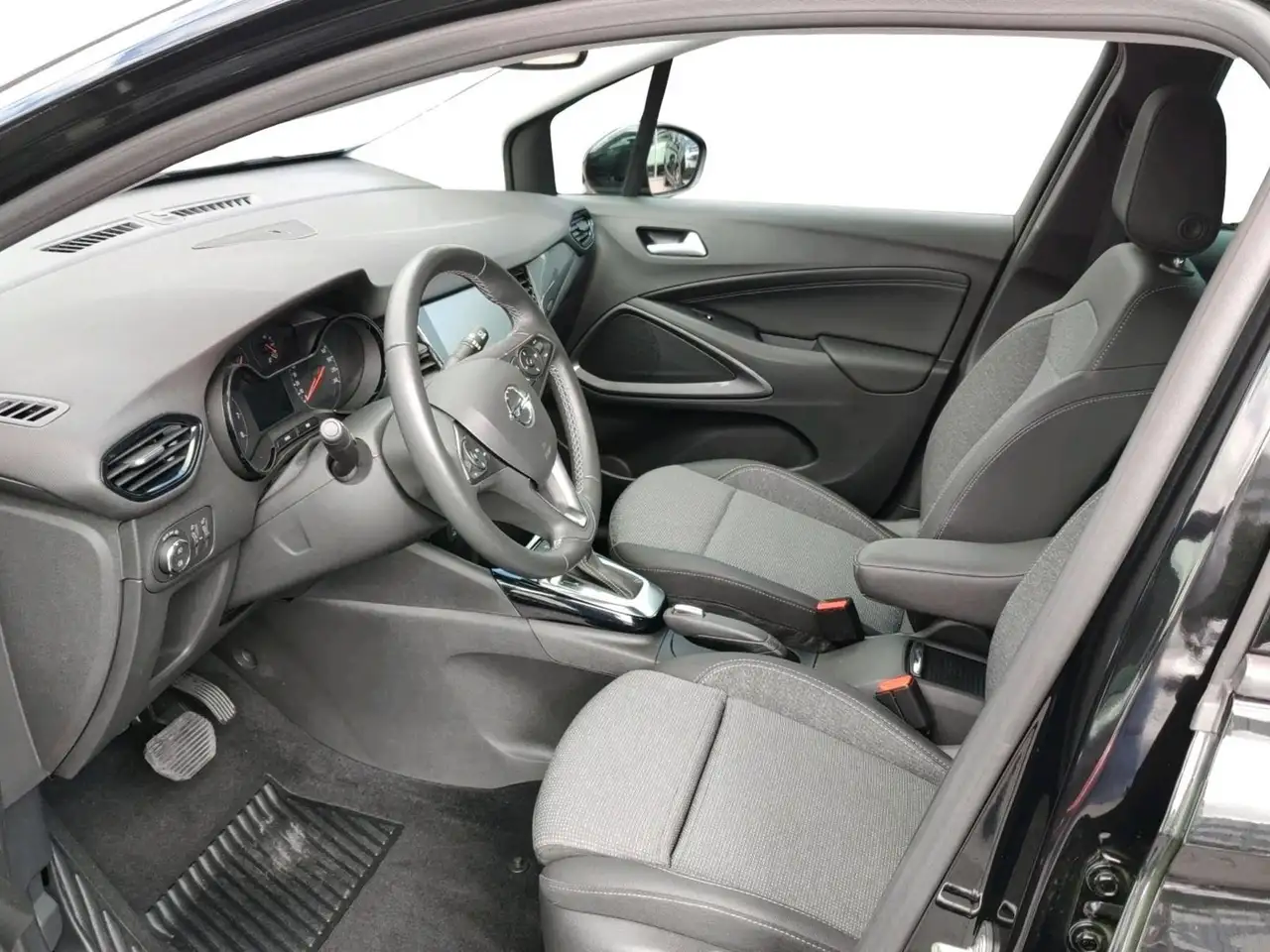 Opel Crossland X Crossland 1.2 Turbo AUTOMATIK Elegance Paket — Vehicle gallery 7