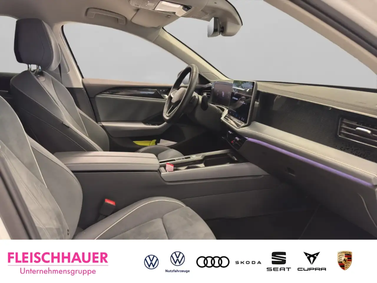 Volkswagen Passat Variant 1.5 eTSI Business Navi+LED+AHK+DCC+App — Galería del vehículo 19