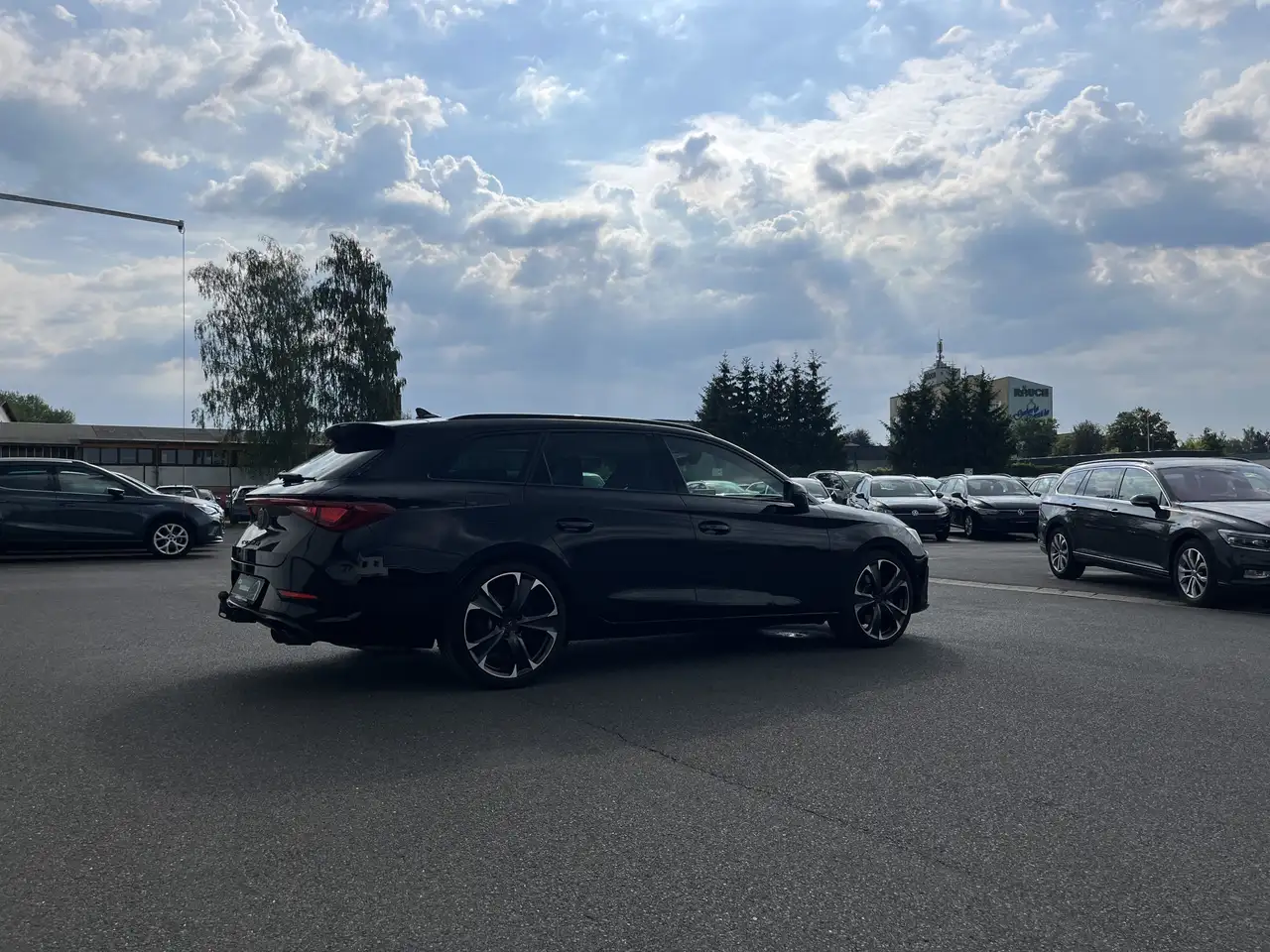 CUPRA Leon SP 2.0 TSI DSG VZ 181€ m.20% Anz. AHK Navi RFK L — Galerie du véhicule 7