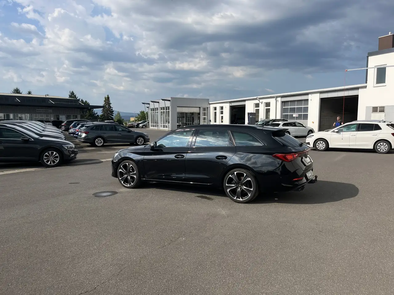 CUPRA Leon SP 2.0 TSI DSG VZ 181€ m.20% Anz. AHK Navi RFK L — Galerie du véhicule 11