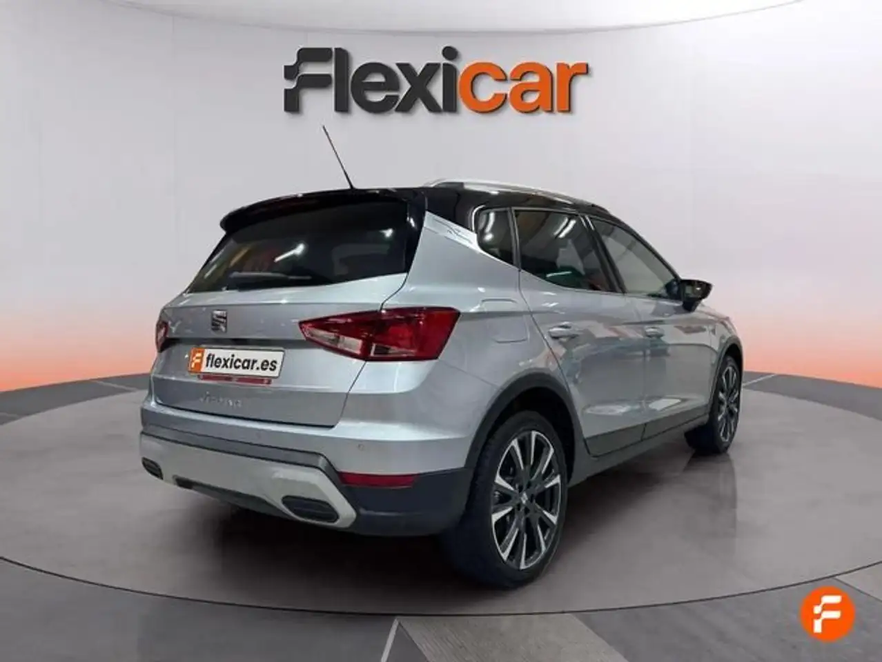 SEAT Arona 1.5 EcoTSI S&S Special Edition DSG7 150 — معرض صور السيارة 8