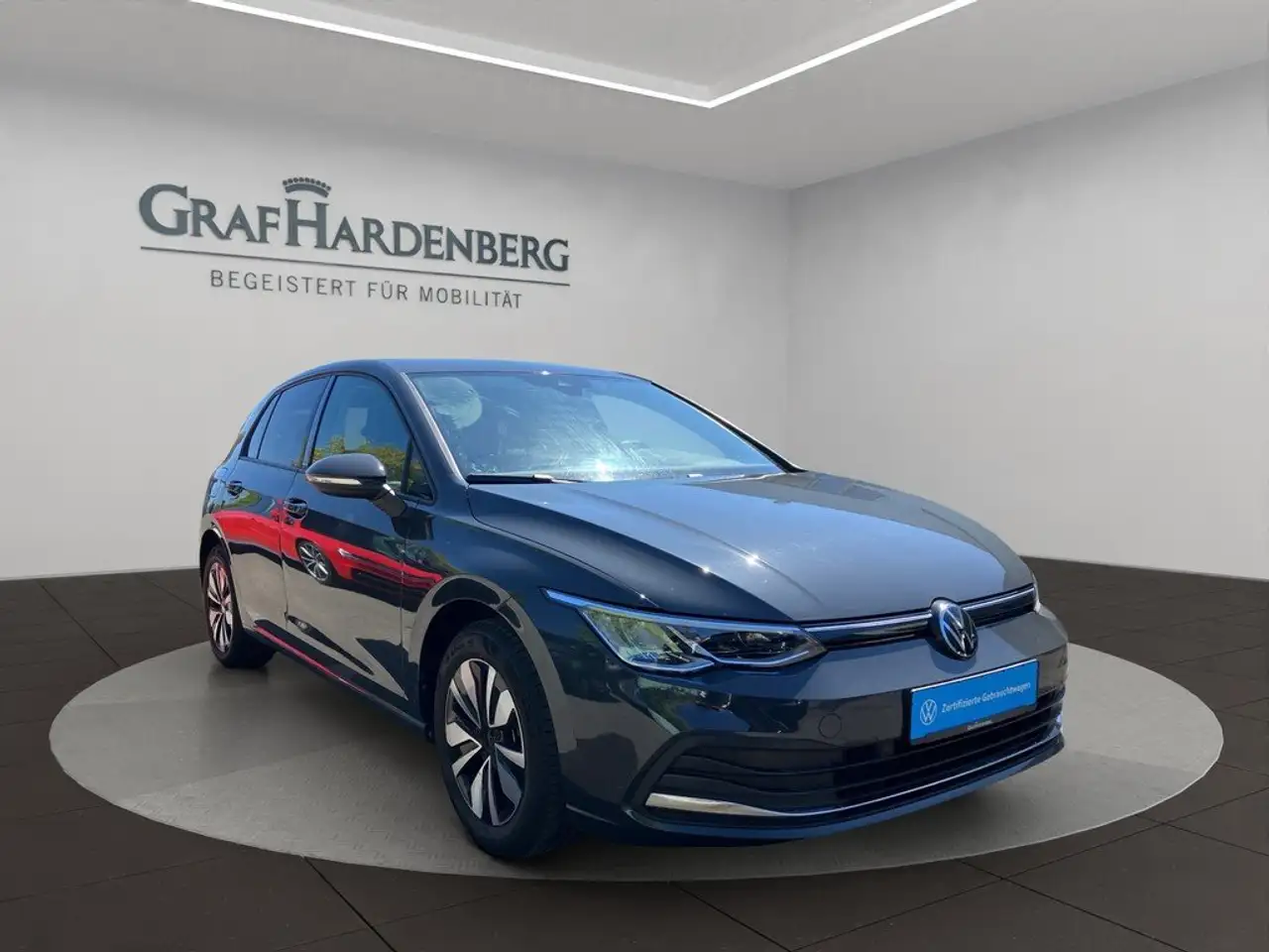 Volkswagen Golf VIII 1.0 eTSI DSG Move App-Connect — Galería del vehículo 7