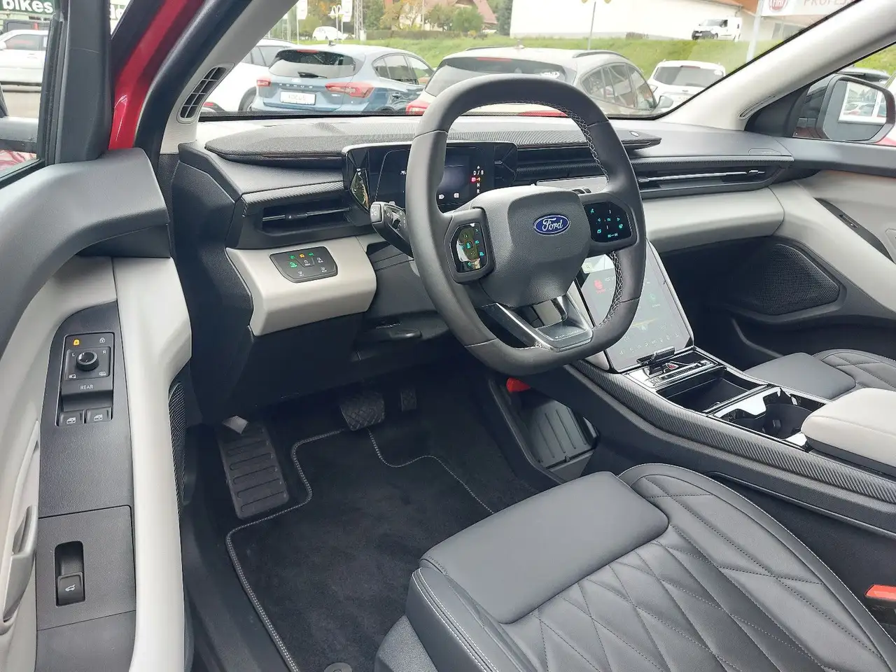 Ford Explorer Premium RWD 77KWH Assistenzsysteme/FGS — Galerie du véhicule 15