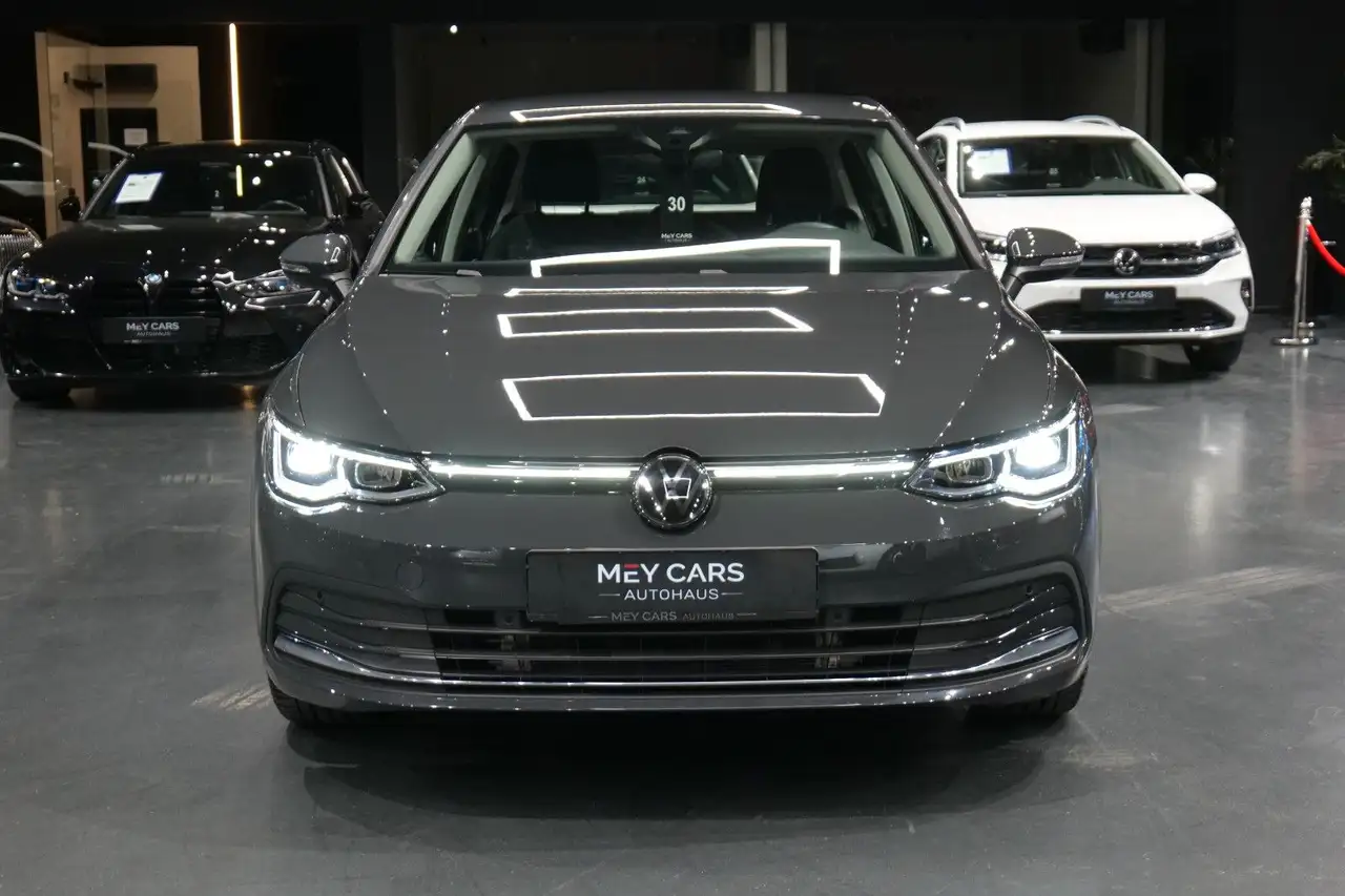 Volkswagen Golf VIII Lim. Style*MWST*PDC*ACC*LED*MASSAGE* — Galería del vehículo 4