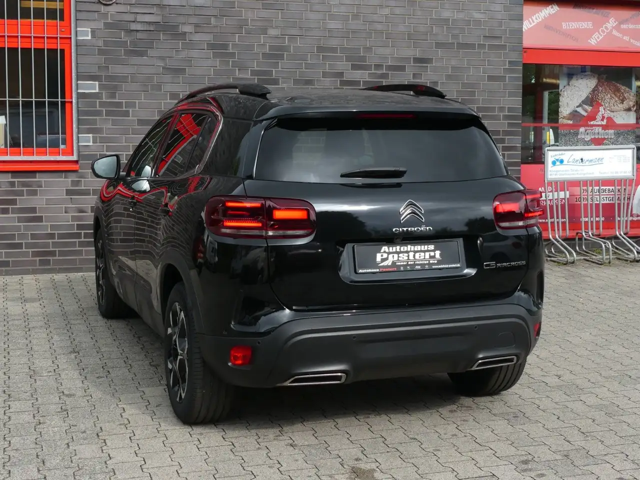 Citroen C5 Aircross Hybrid 136 ë-DSC6 Max — Vehicle gallery 6