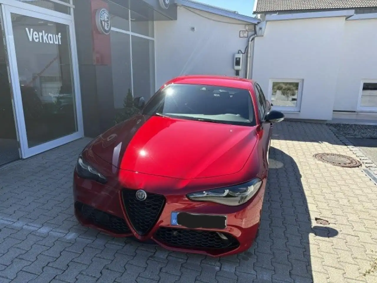 Alfa Romeo Giulia Veloce Q4 — معرض صور السيارة 2