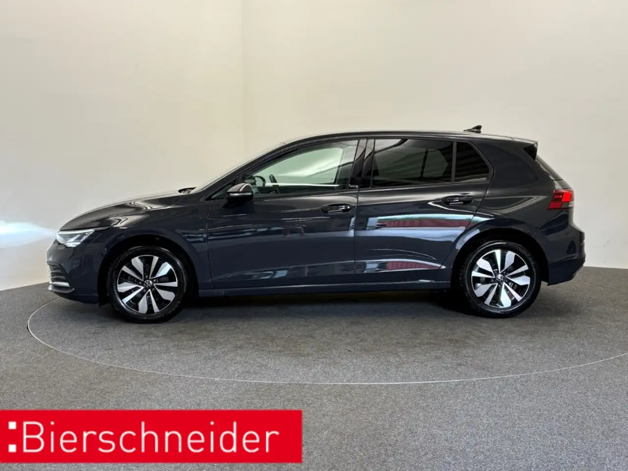 Volkswagen Golf 8 1.0 TSI Move DIGITAL COCKPIT PRO LED PDC GRA DAB — Vehicle gallery 4