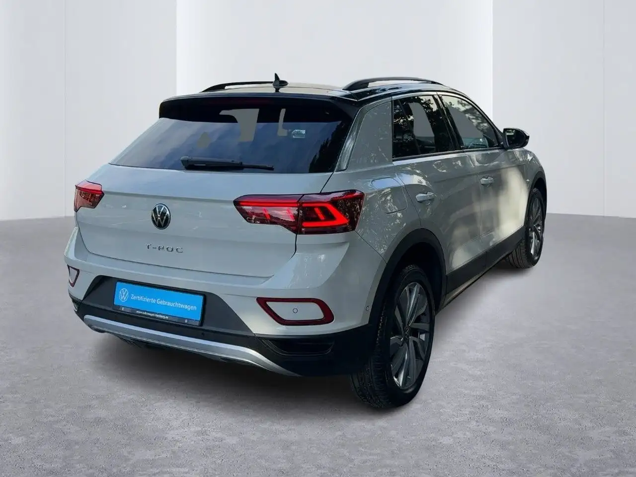 Volkswagen T-Roc 1.5 TSI Move DSG ParkAssistent AppConnect — معرض صور السيارة 5