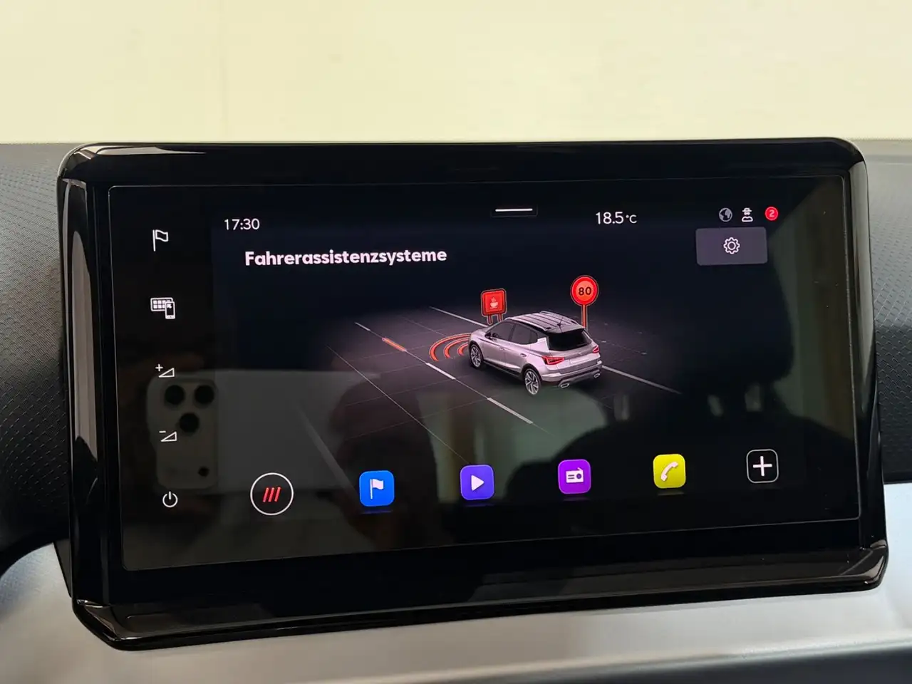SEAT Arona FR DSG/TEMP/LED/KAM/SHZ/NAVI/ALLW/CARPLAY — معرض صور السيارة 19