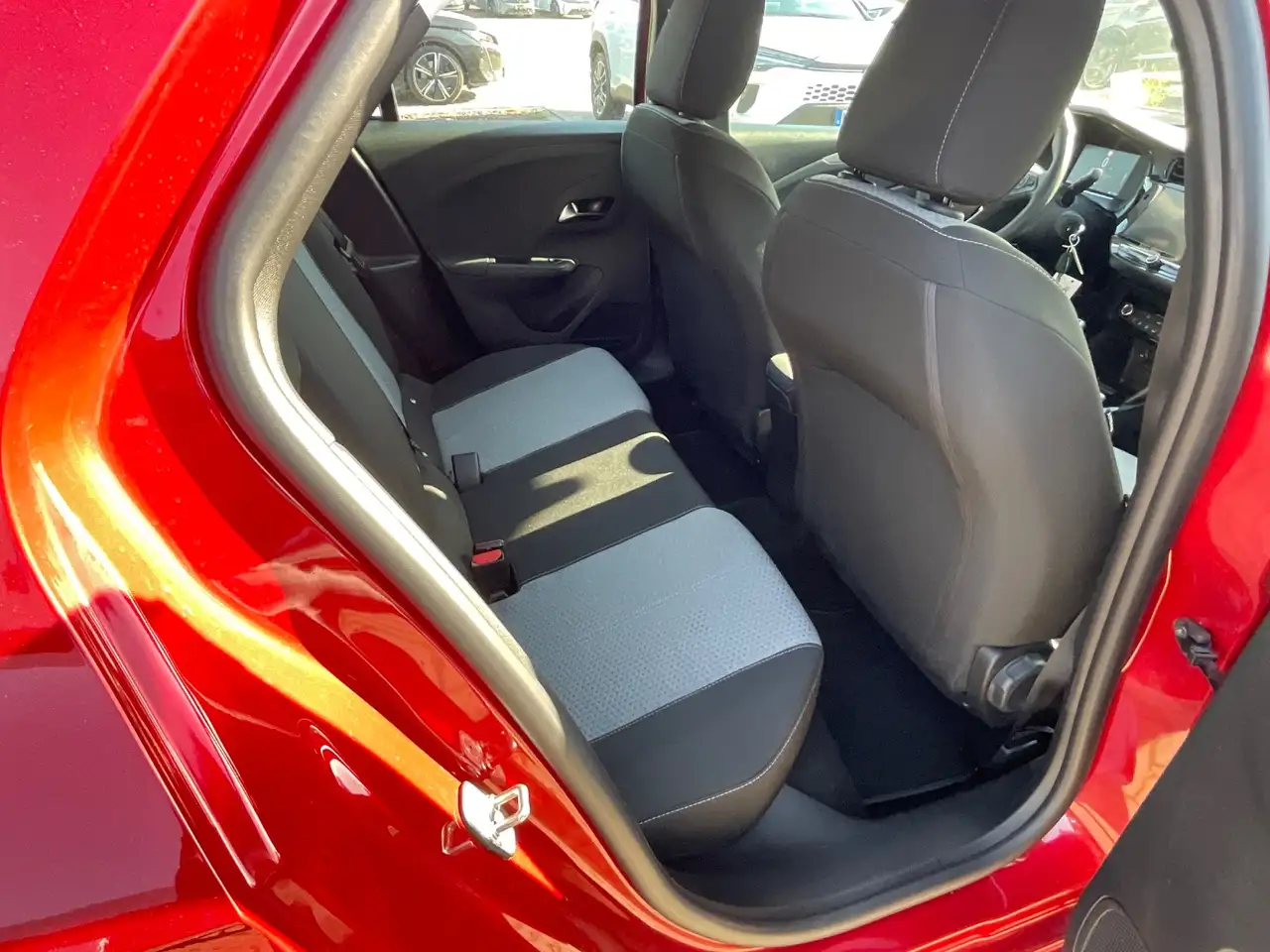 Opel Corsa 1.2 Edition LED+SHZ+PDC+Facelift+SpurW — Vehicle gallery 14