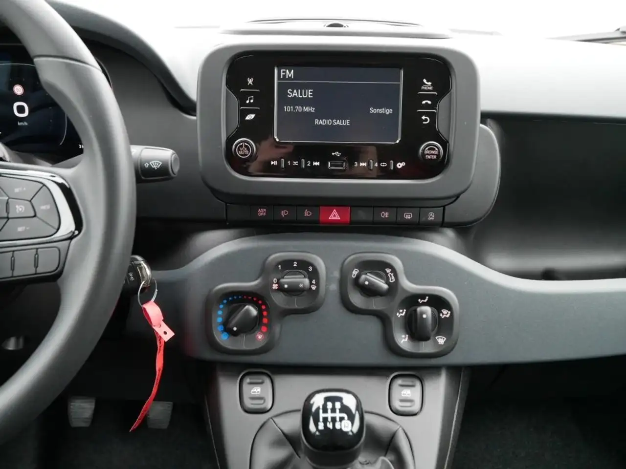 Fiat Panda HYBRID 1.0 GSE 70PS PDC CITY PAKET RADIO — Vehicle gallery 19