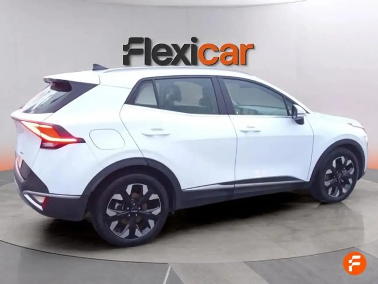 Kia Sportage 1.6 T-GDi PHEV 198kW (265CV) Drive 4x4 — معرض صور السيارة 5