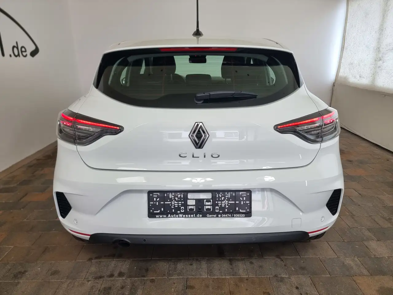 Renault Clio Evolution LED APP Keyless Tempomat Kamera — معرض صور السيارة 23